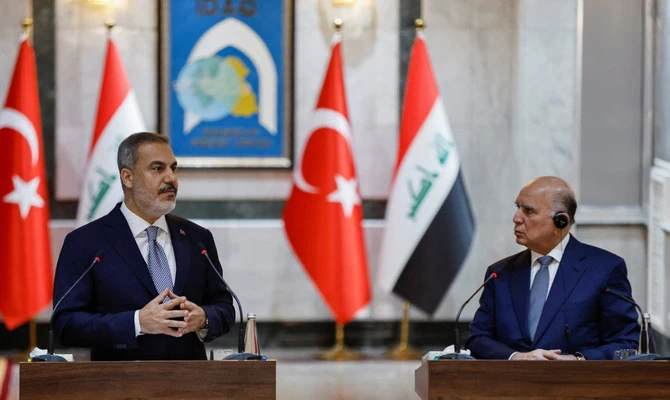 Eau, pétrole et PKK au menu de la visite du chef de la diplomatie turque en Irak