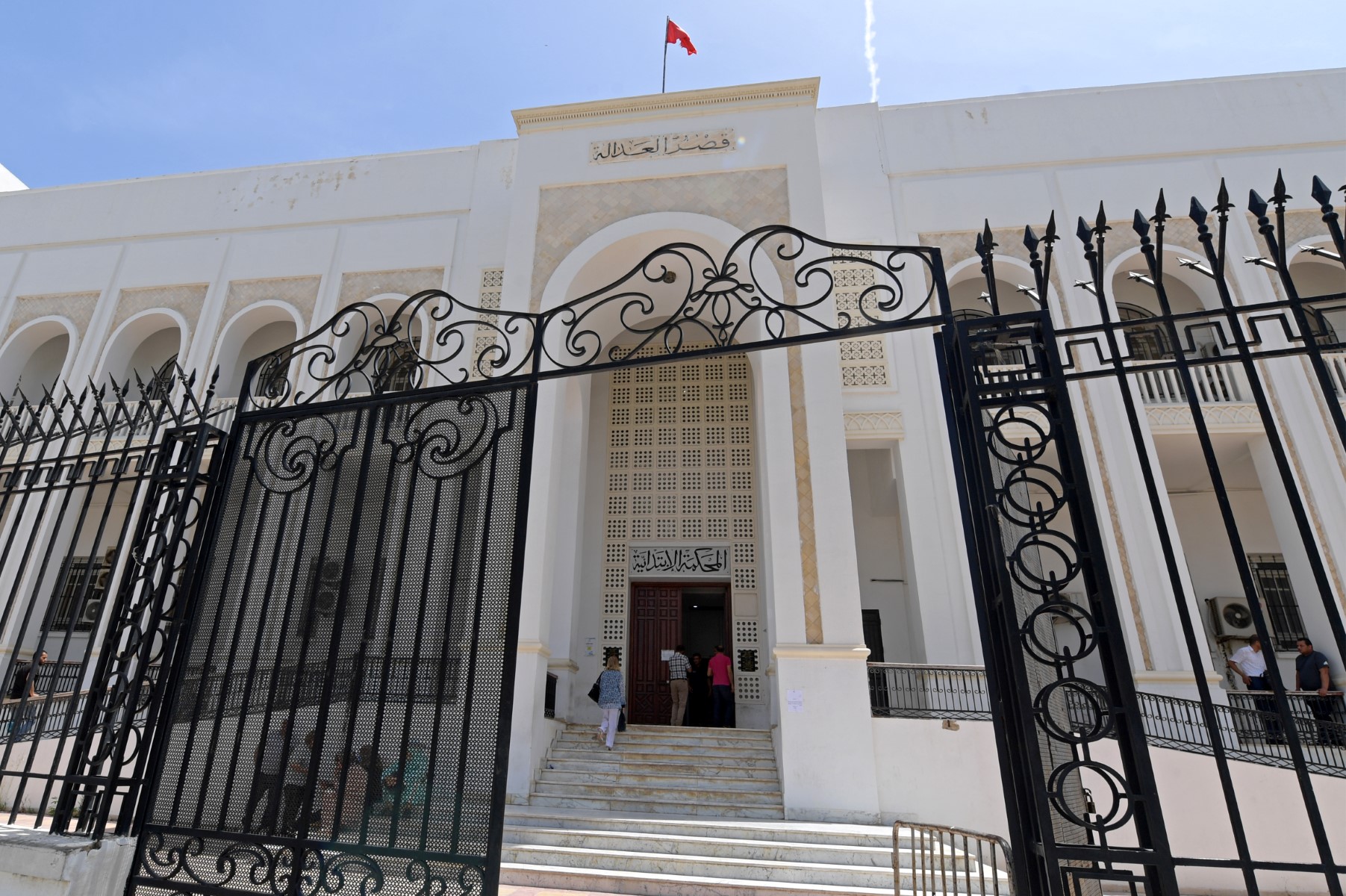 Tunisie: un mandat de dépôt contre le président par intérim d'Ennahdha
