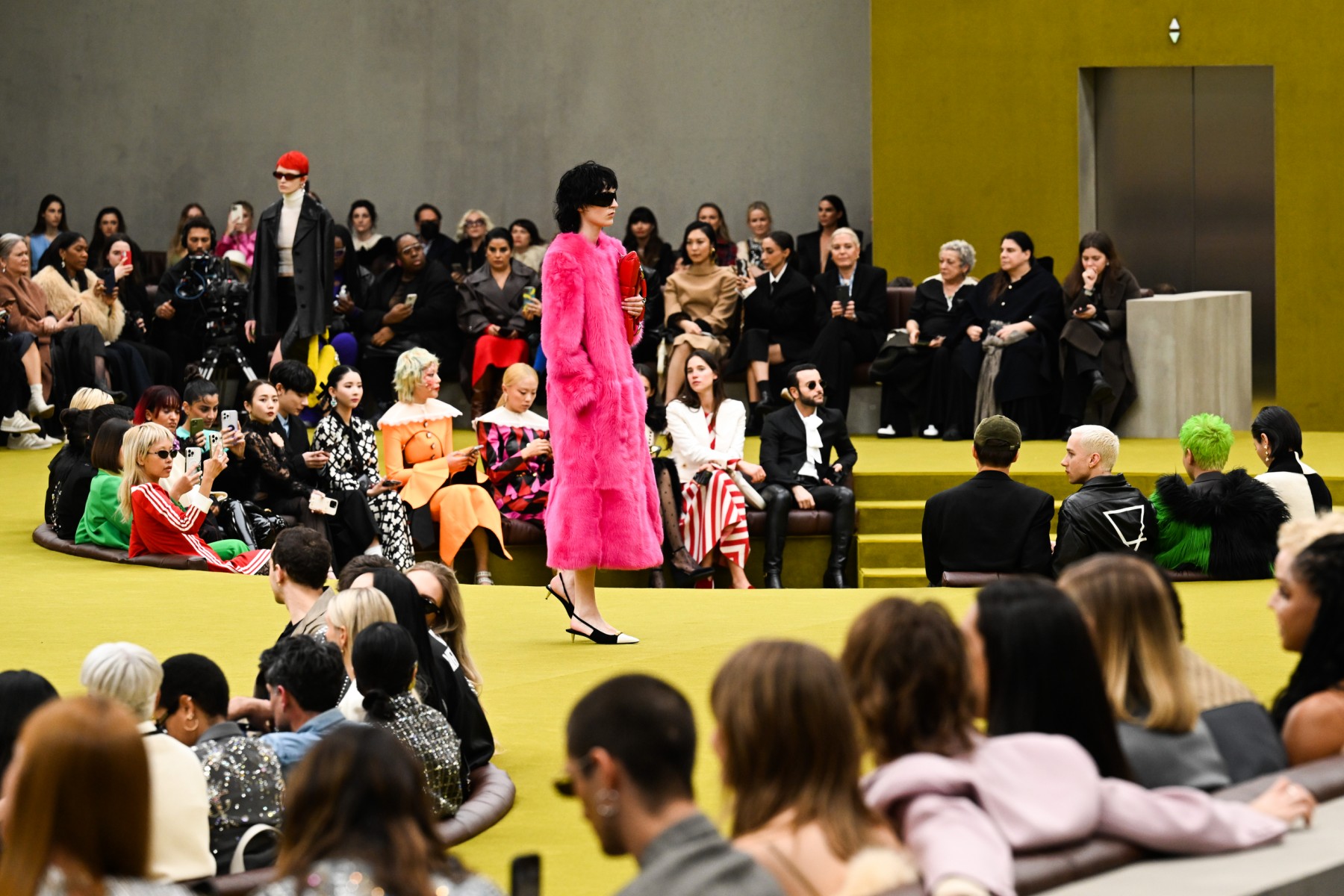 Le nouveau look de Gucci très attendu à la Fashion Week de Milan