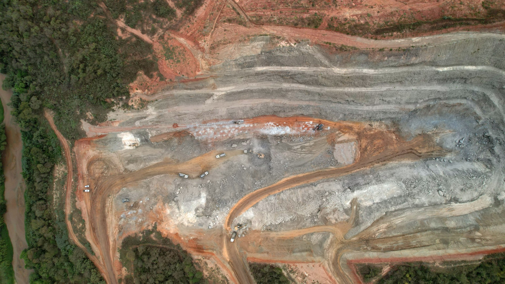 Financer de nouvelles mines de lithium ou autres métaux: le dilemme des financiers