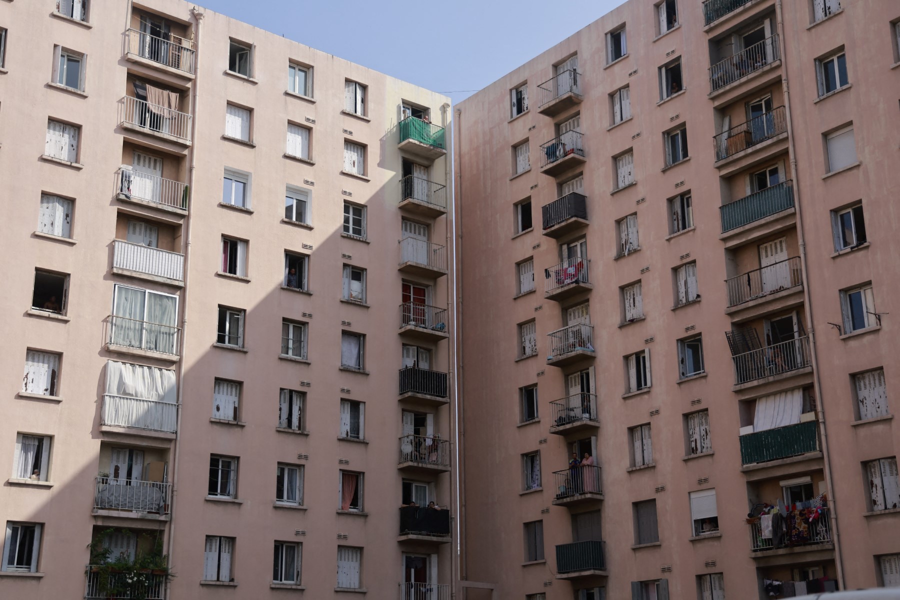 Trafic de drogue à Marseille: procès de quatre hommes accusés d'avoir torturé un «charbonneur»