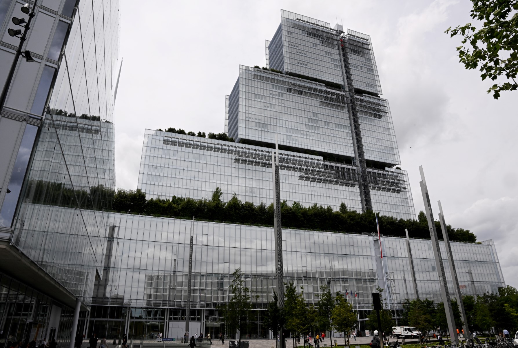 Cette photo prise le 4 juillet 2023 montre le palais de justice de Paris conçu par l'architecte italien Renzo Piano. (Photo de Stefano Rellandini / AFP)