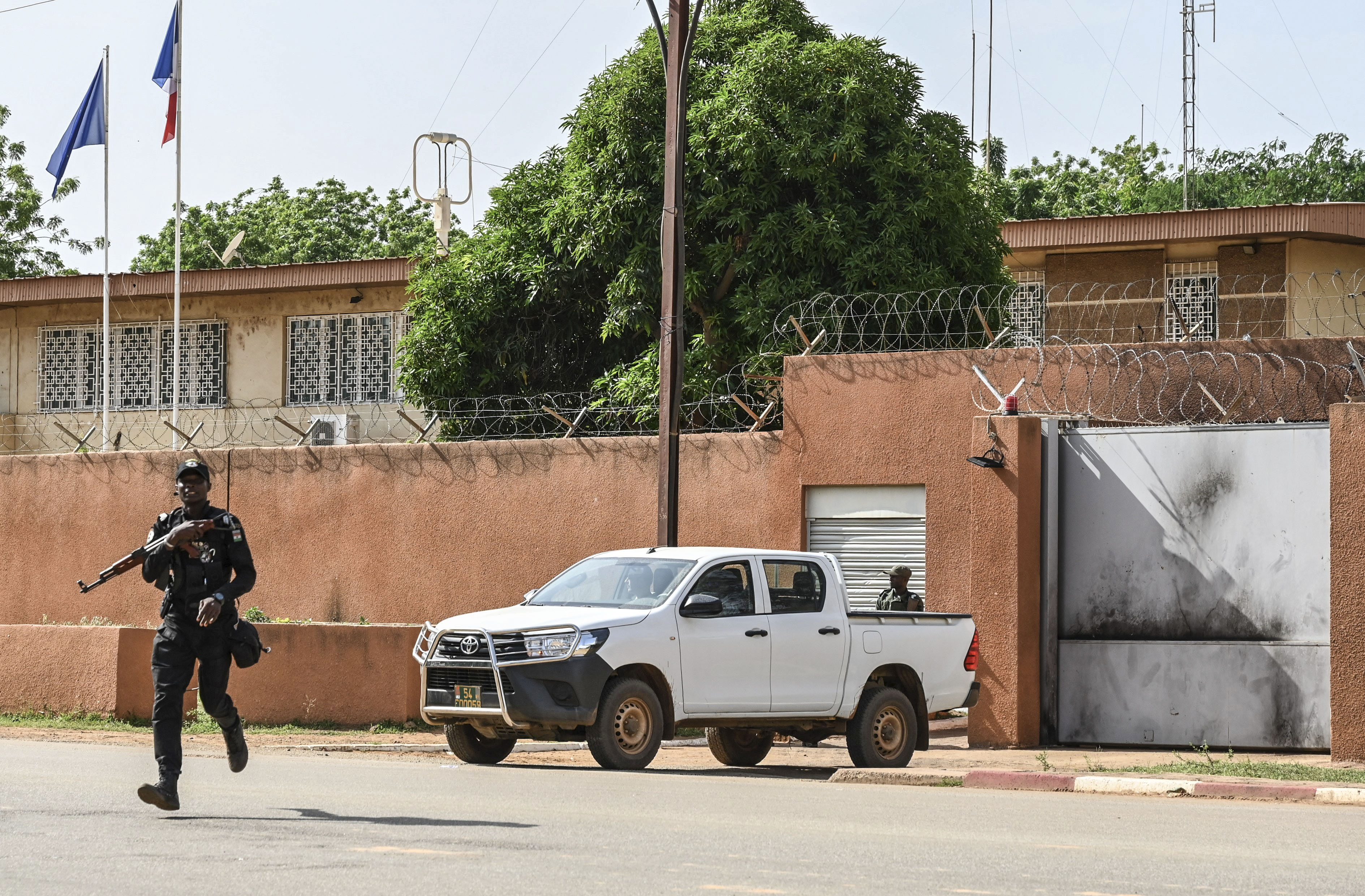 Niger: Le Nigeria évoque une transition de 9 mois, le régime veut expulser l'ambassadeur français