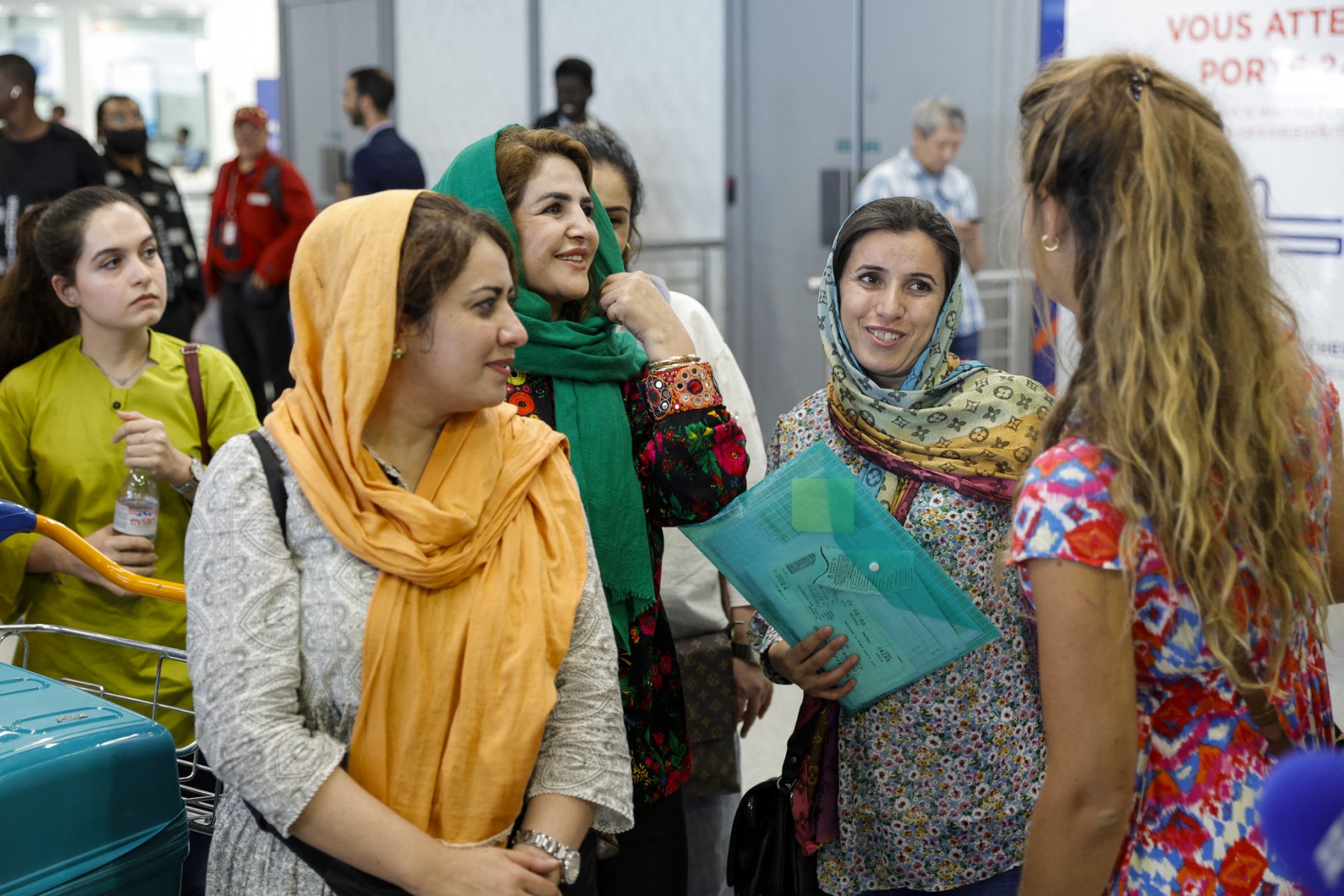 Quitter le Pakistan pour la France, «question de vie ou de mort» pour les Afghanes évacuées