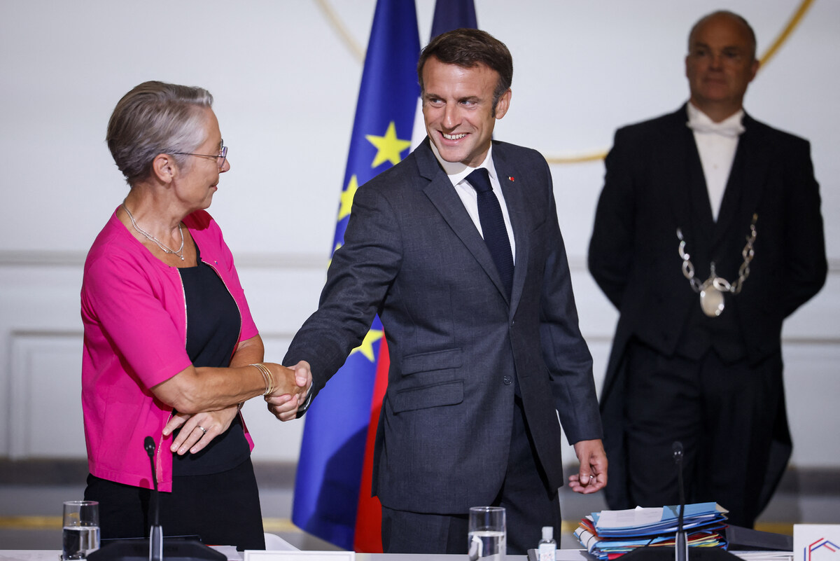 Popularité: Forte baisse pour Borne qui repasse derrière Macron