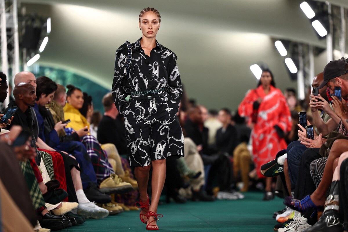 A Londres, les nouveaux talents de la mode s’arrachent les influenceurs