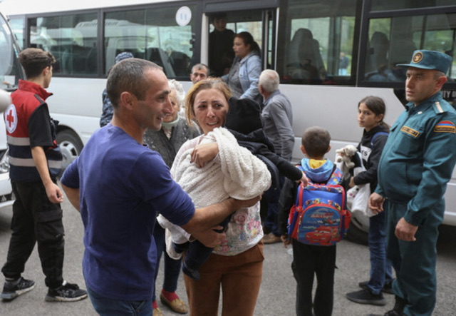 Karabakh: L'exode de milliers d'Arméniens continue, plus de 200 blessés dans une explosion