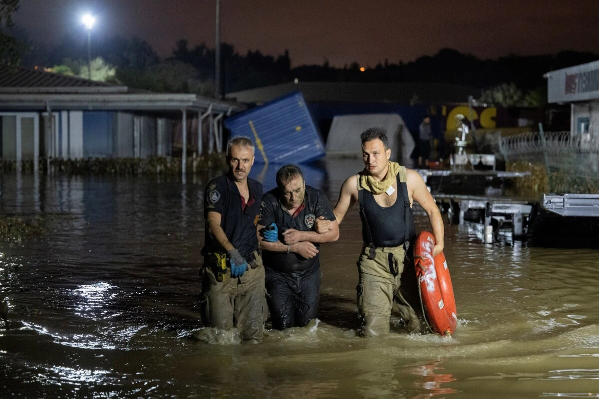 Turquie : deux morts dans des inondations à Istanbul