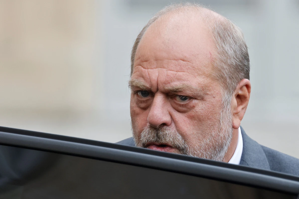 Conflits d'intérêts: le ministre de la Justice Eric Dupond-Moretti jugé en novembre
