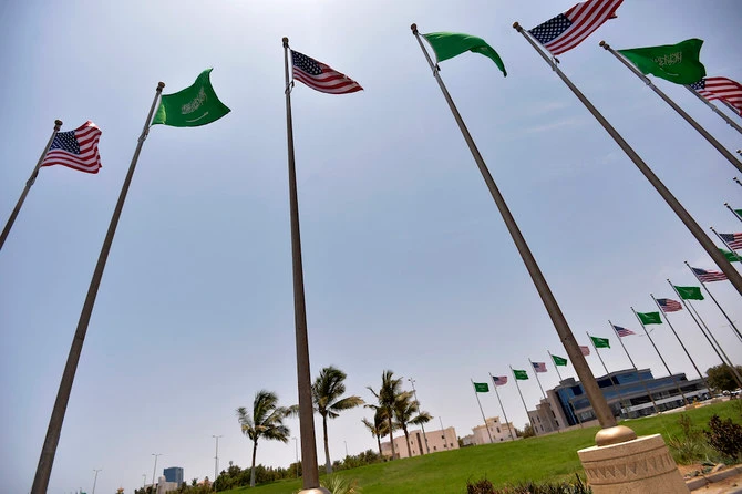 L'Arabie saoudite et les États-Unis signent un accord pour la mise en place de zones de transit vertes intercontinentales