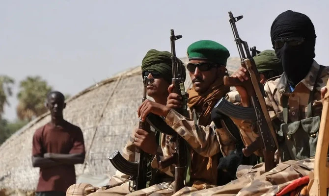 Mali: Des hommes armés s'emparent de deux camps militaires