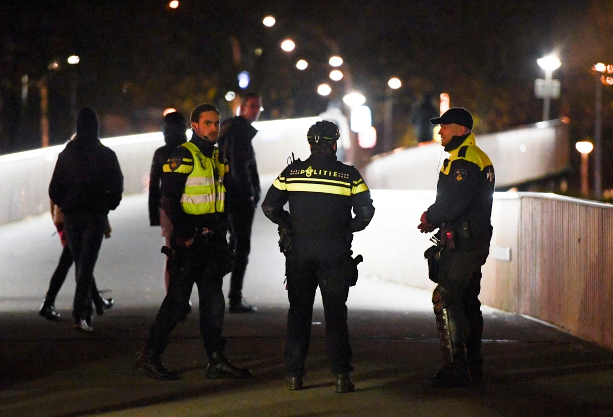 Trois morts dans une double fusillade à Rotterdam