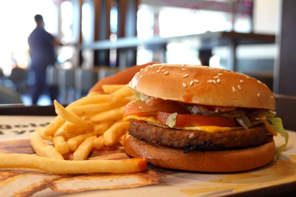 McDonald's réduit la taille du Big Tasty: la «shrinkflation» fait réagir les internautes
