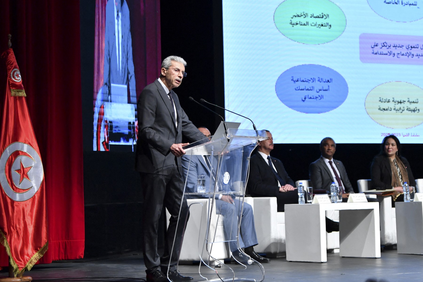 Tunisie: Le président Saied limoge le ministre de l'Economie