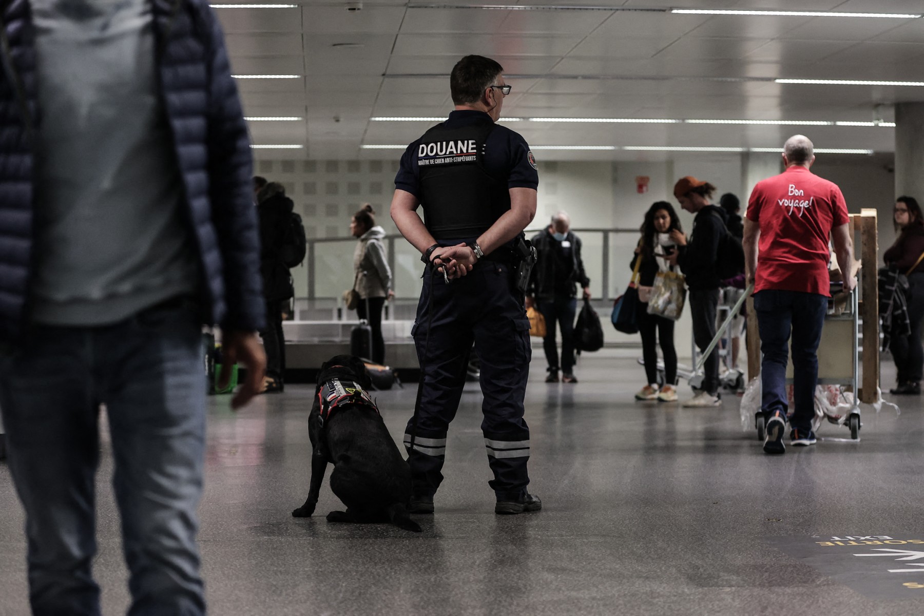 Nouvelles alertes à la bombe dans 18 aéroports, 10 évacués