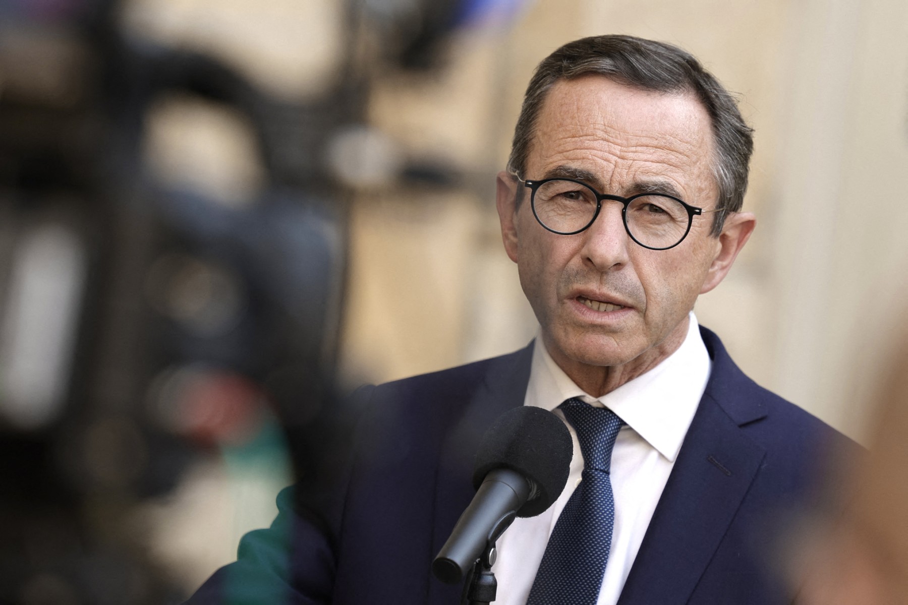 Immigration: LR fait monter les enchères