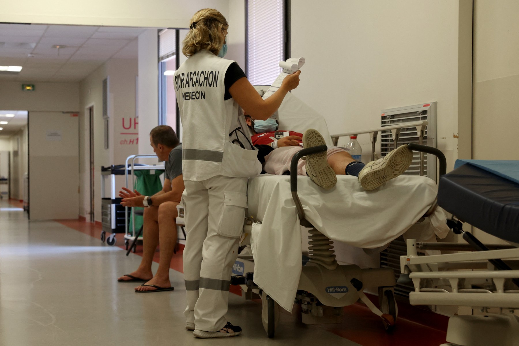 Déserts médicaux: Le Sénat s'empare d'un texte sensible, écarte une répartition des médecins