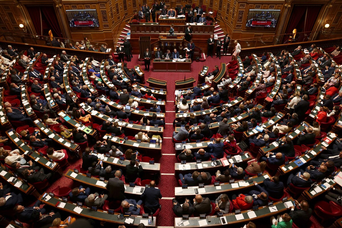 Sénat: L'hémicycle penche toujours à droite, mais un peu moins