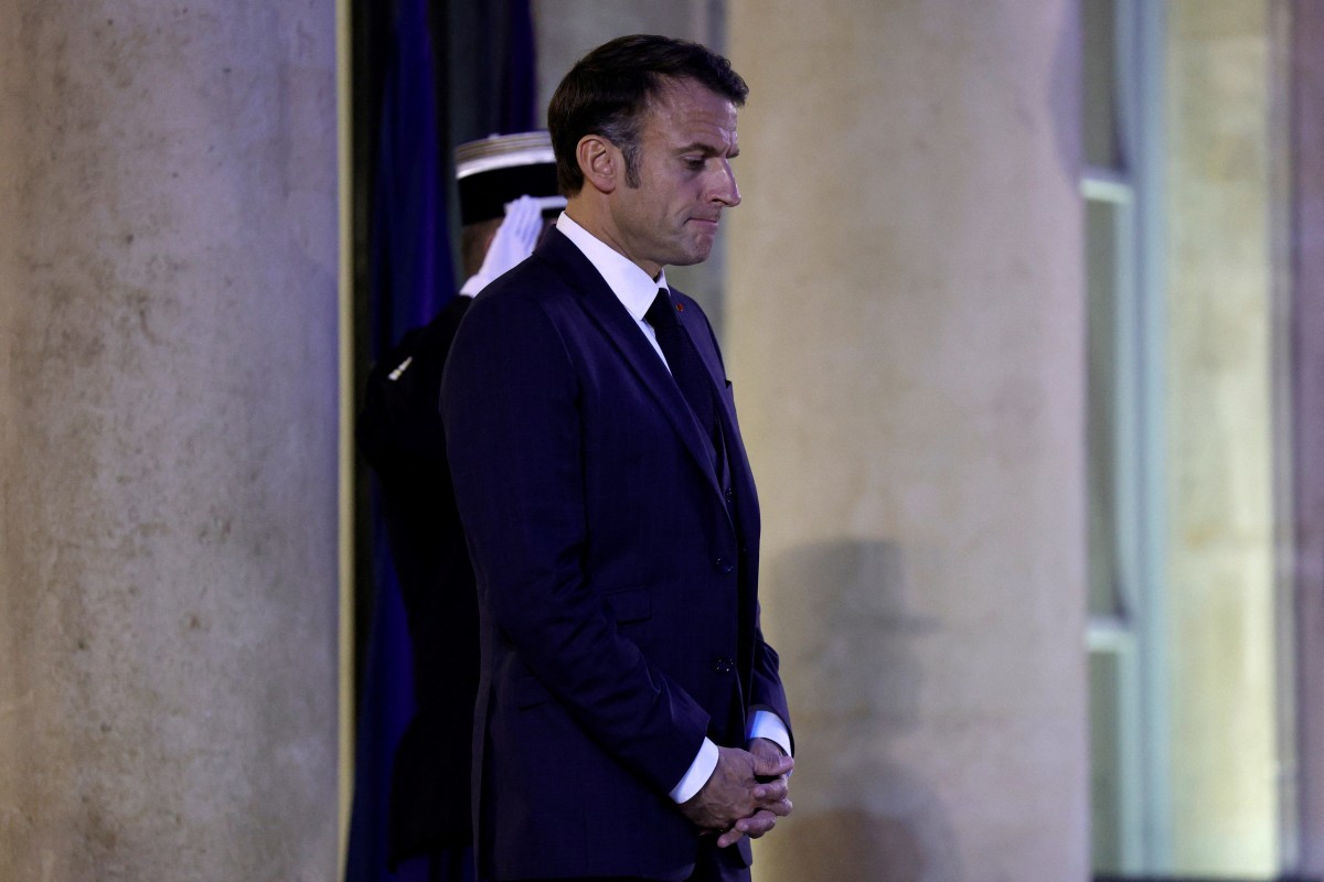 Macron ira jeudi aux obsèques de l'enseignant tué à Arras, selon l'Elysée