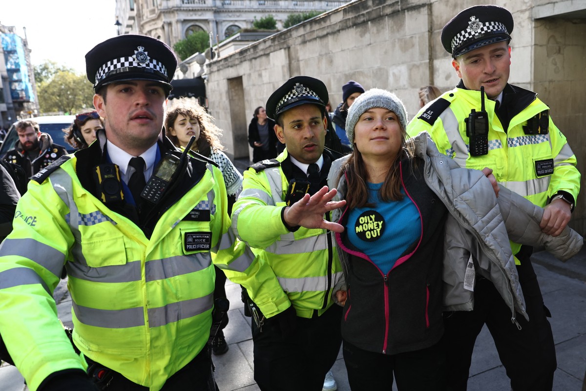 Greta Thunberg bientôt jugée à Londres pour une manifestation en marge d'une grand-messe pétrolière