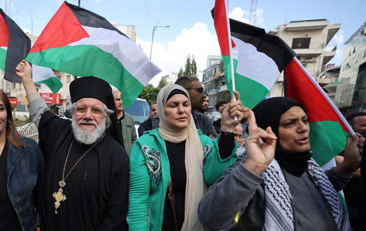 Treize Palestiniens tués jeudi dans un camp en Cisjordanie, bilan en hausse