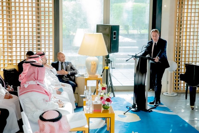 La compagnie d’aviation française UUDS lance ses activités en Arabie saoudite