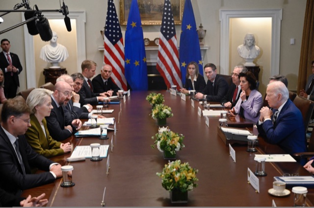 Les Etats-Unis et l'UE affichent leur unité face aux multiples crises