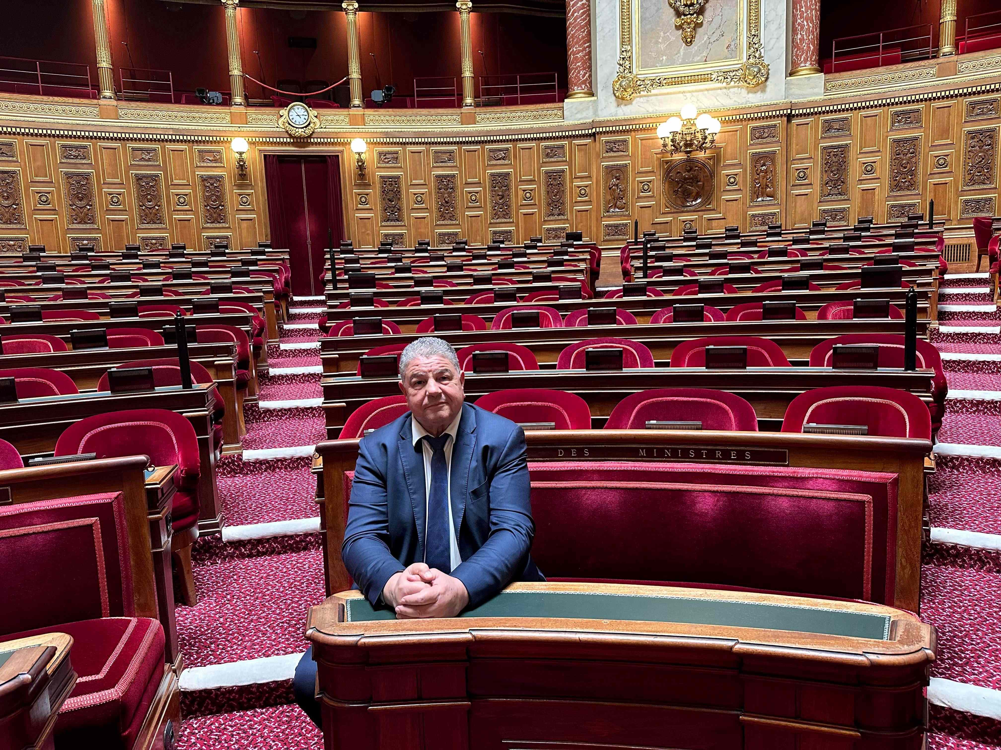 France: la nouvelle loi sur l’immigration s’annonce difficile pour la majorité