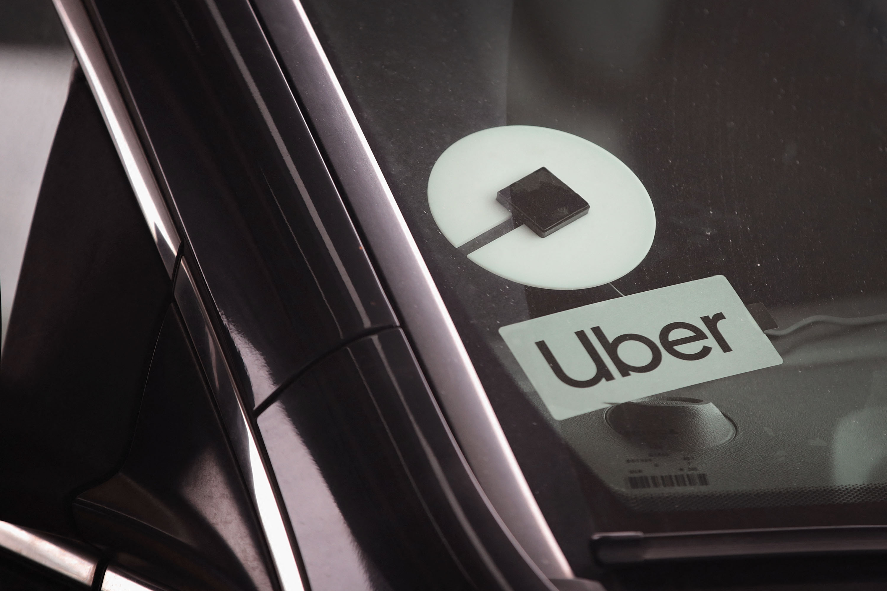 Uber condamné à verser près de 850 000 euros à des taxis pour concurrence déloyale