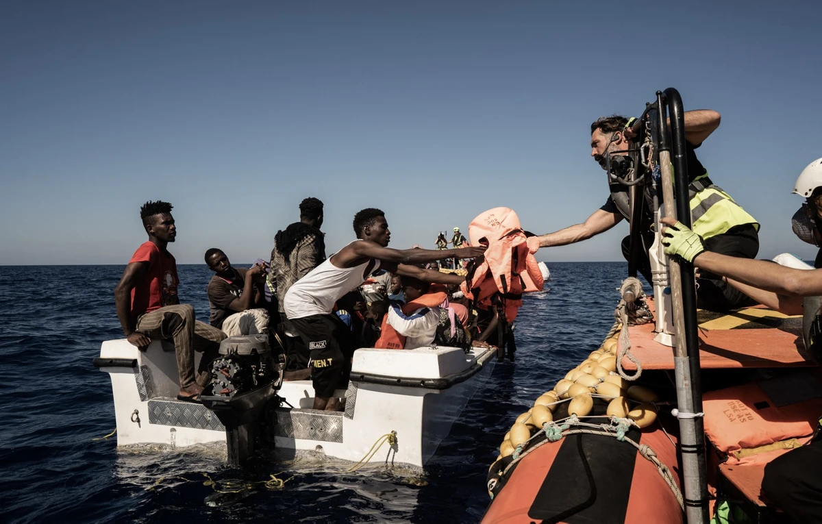 Grèce: trois morts dans le naufrage d'un bateau de migrants