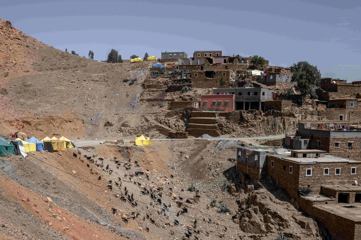 Maroc: reconstruire après le séisme sans tomber dans le «piège» du béton