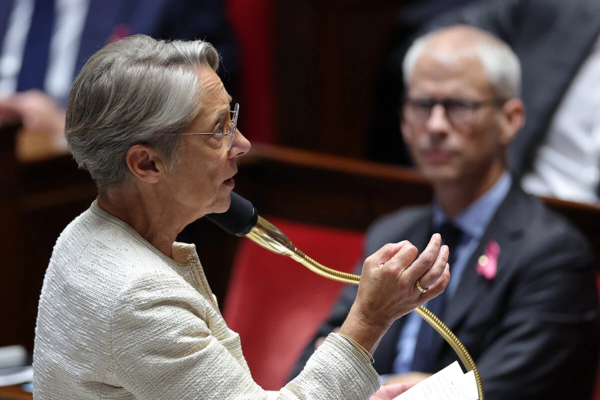 Emeutes: Borne annoncera des mesures devant 500 maires «fin octobre»