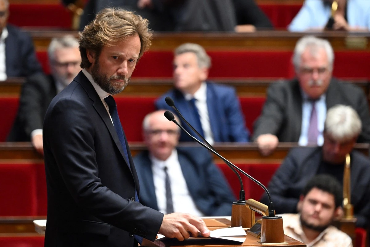 Sans le reste de la Nupes, les députés PS présentent leur «contre-budget»