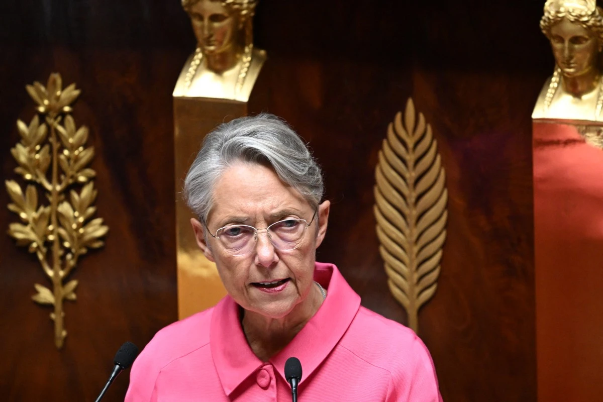 Devant l'Assemblée, Elisabeth Borne appelle à une «trêve humanitaire» en Israël
