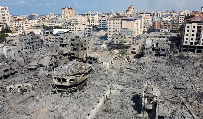 Gaza: Faisal ben Farhane s’entretient avec ses homologues britannique et canadien