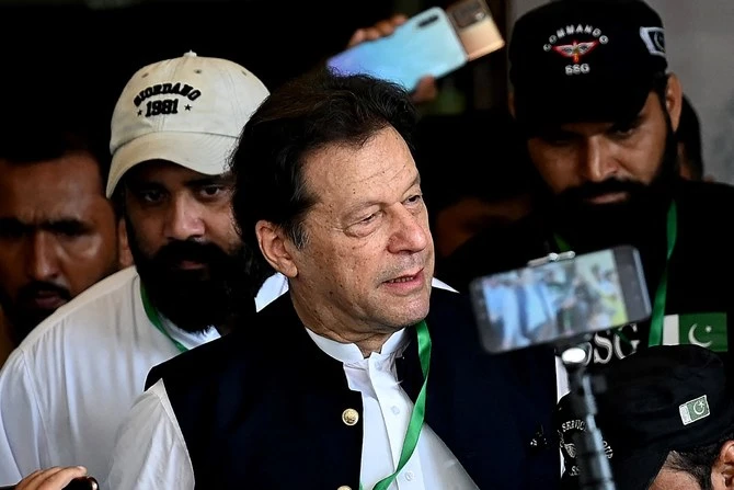 Pakistan: l'ex-Premier ministre Imran Khan inculpé pour divulgation de documents classifiés