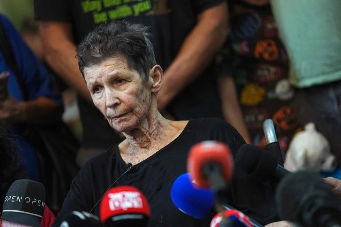 Une ex-otage du Hamas dit avoir été «bien traitée»