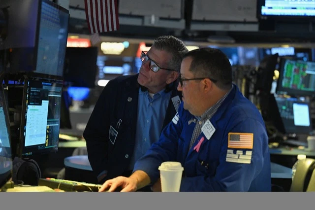 Les initiatives diplomatiques au Proche-Orient apaisent les craintes, les Bourses montent