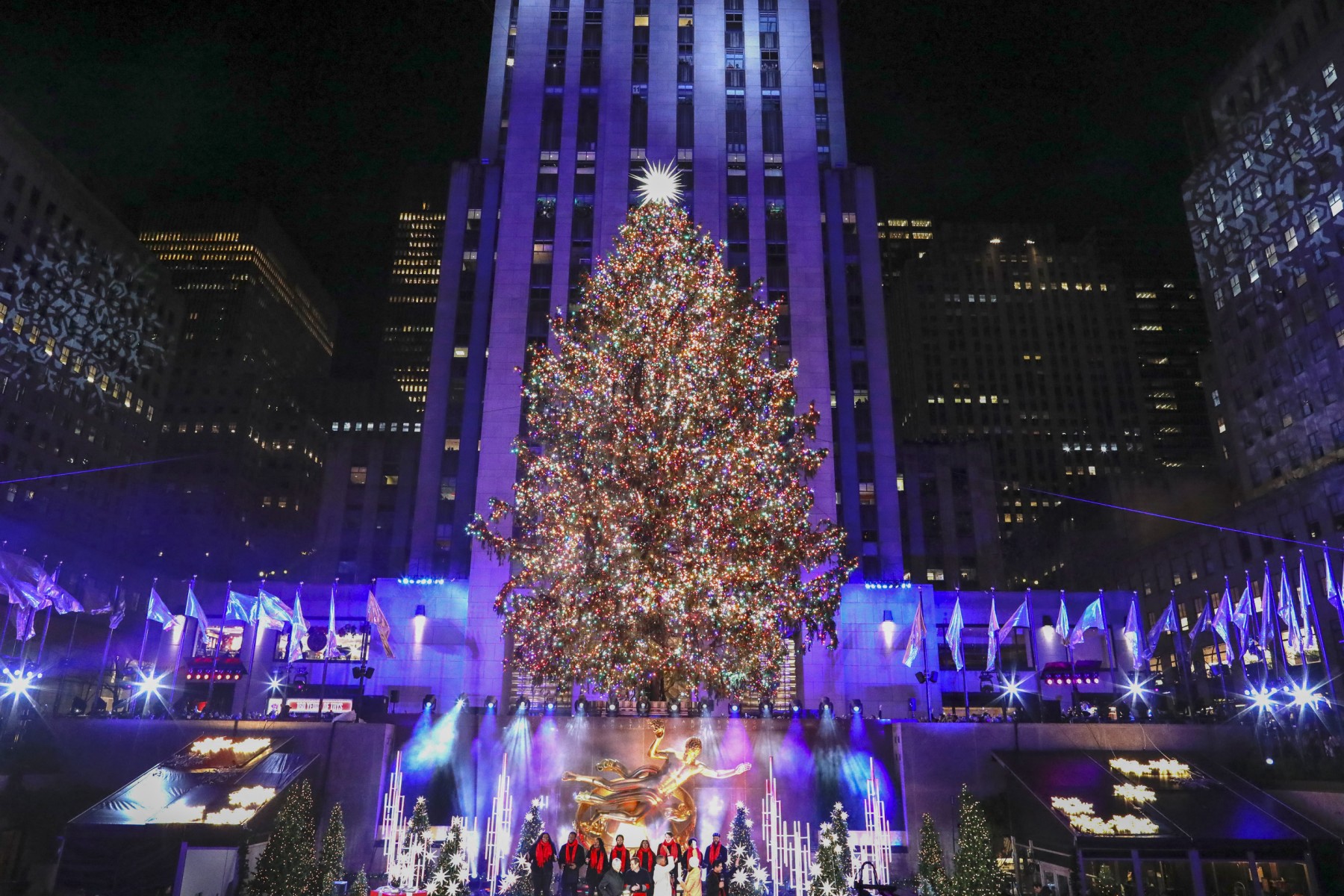 Le mythique sapin de Noël du Rockefeller Center est arrivé à New York