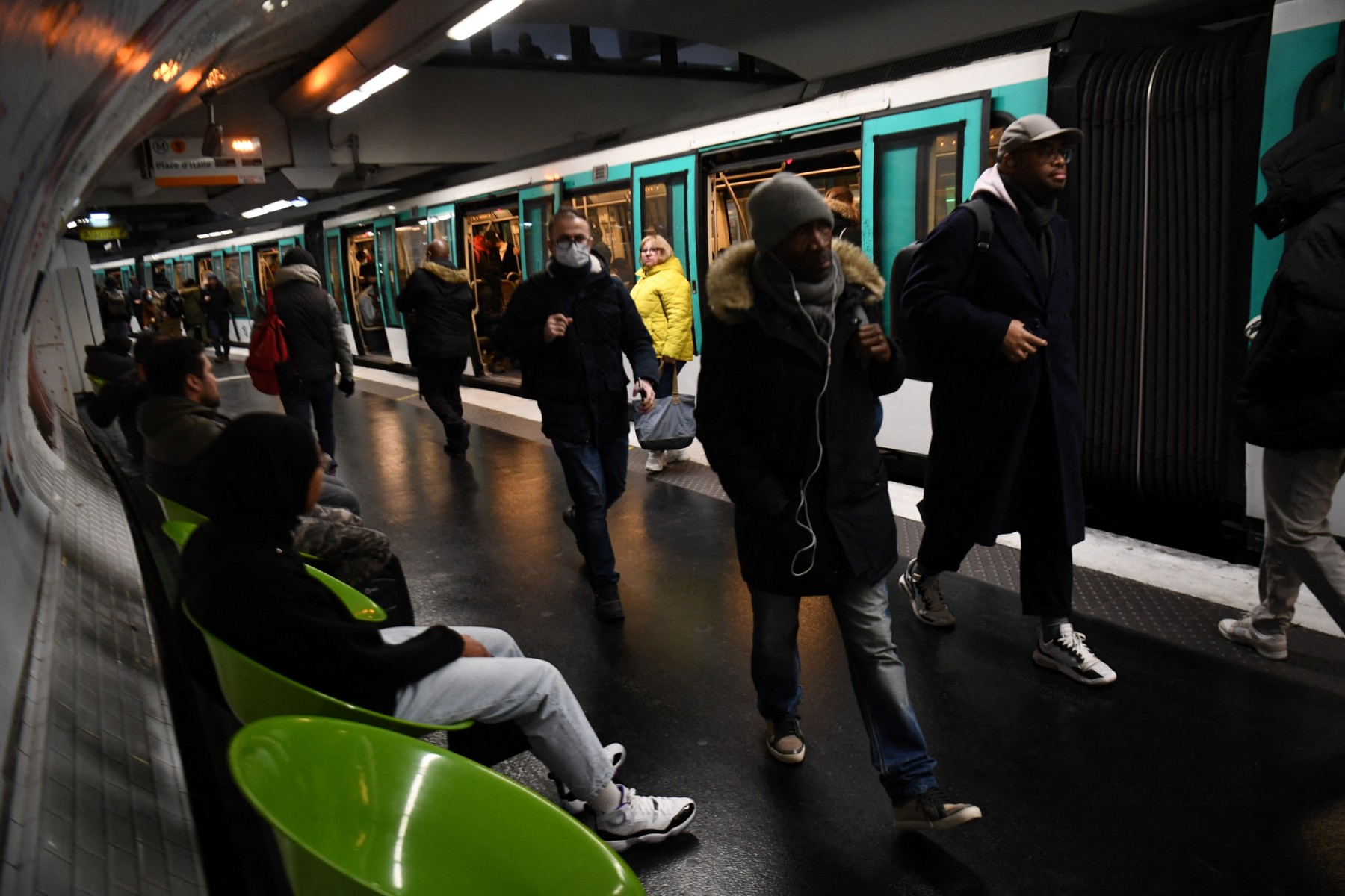La RATP met en cause les colis abandonnés dans la dégradation du taux de ponctualité