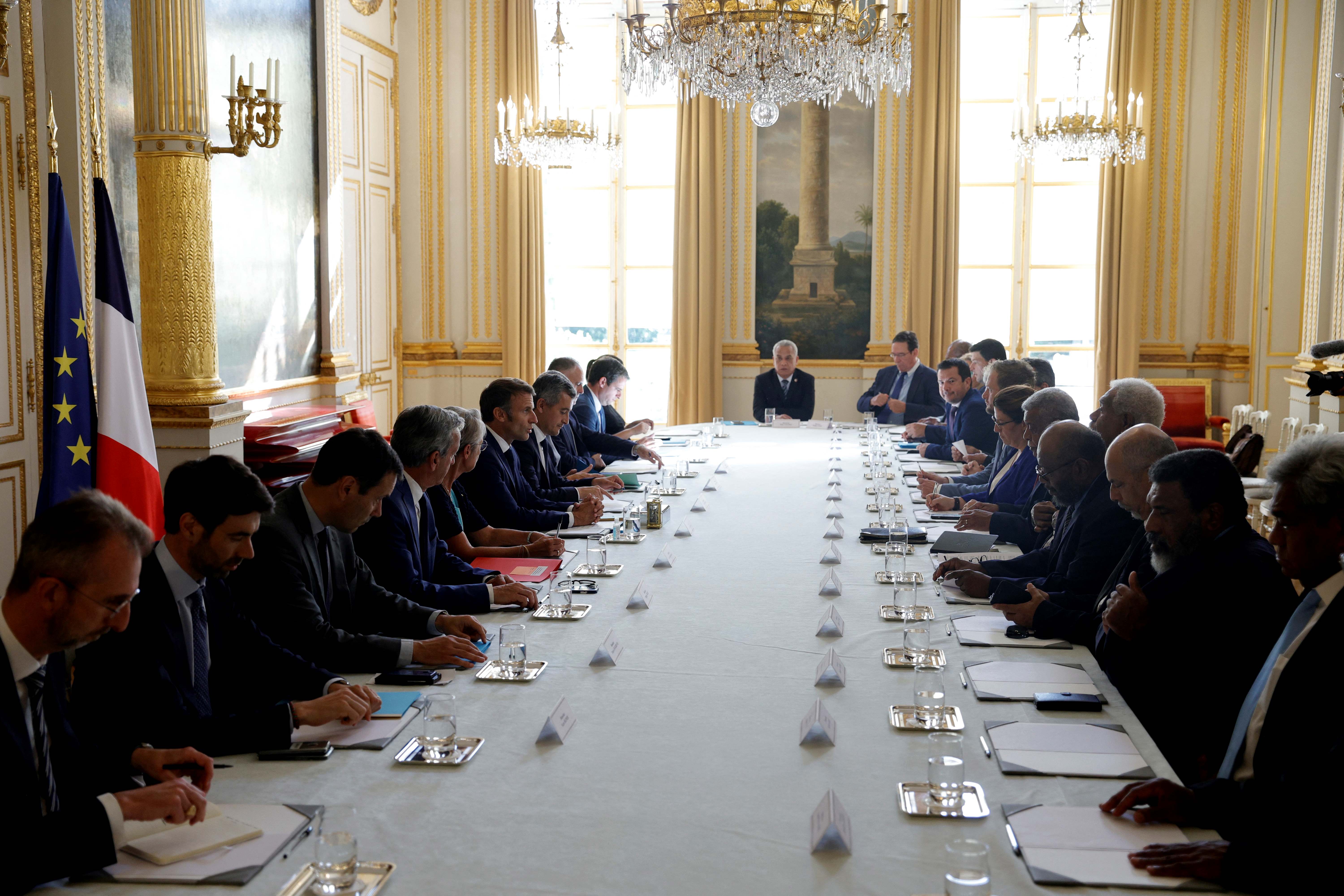 Avenir de la Nouvelle-Calédonie : premier dialogue loyalistes-indépendantistes en deux ans