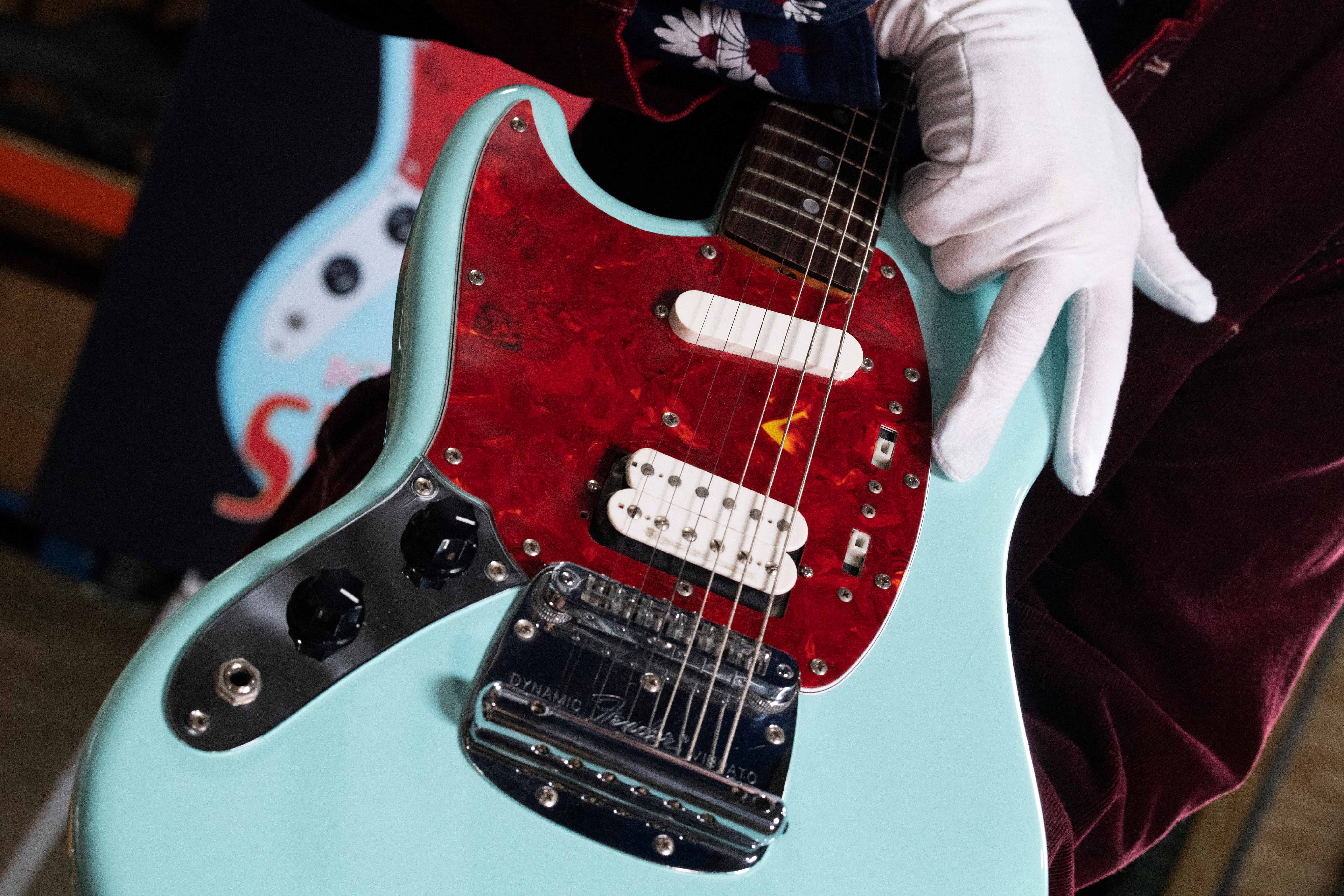 La dernière guitare de Kurt Cobain adjugée à plus de 1,5 million de dollars