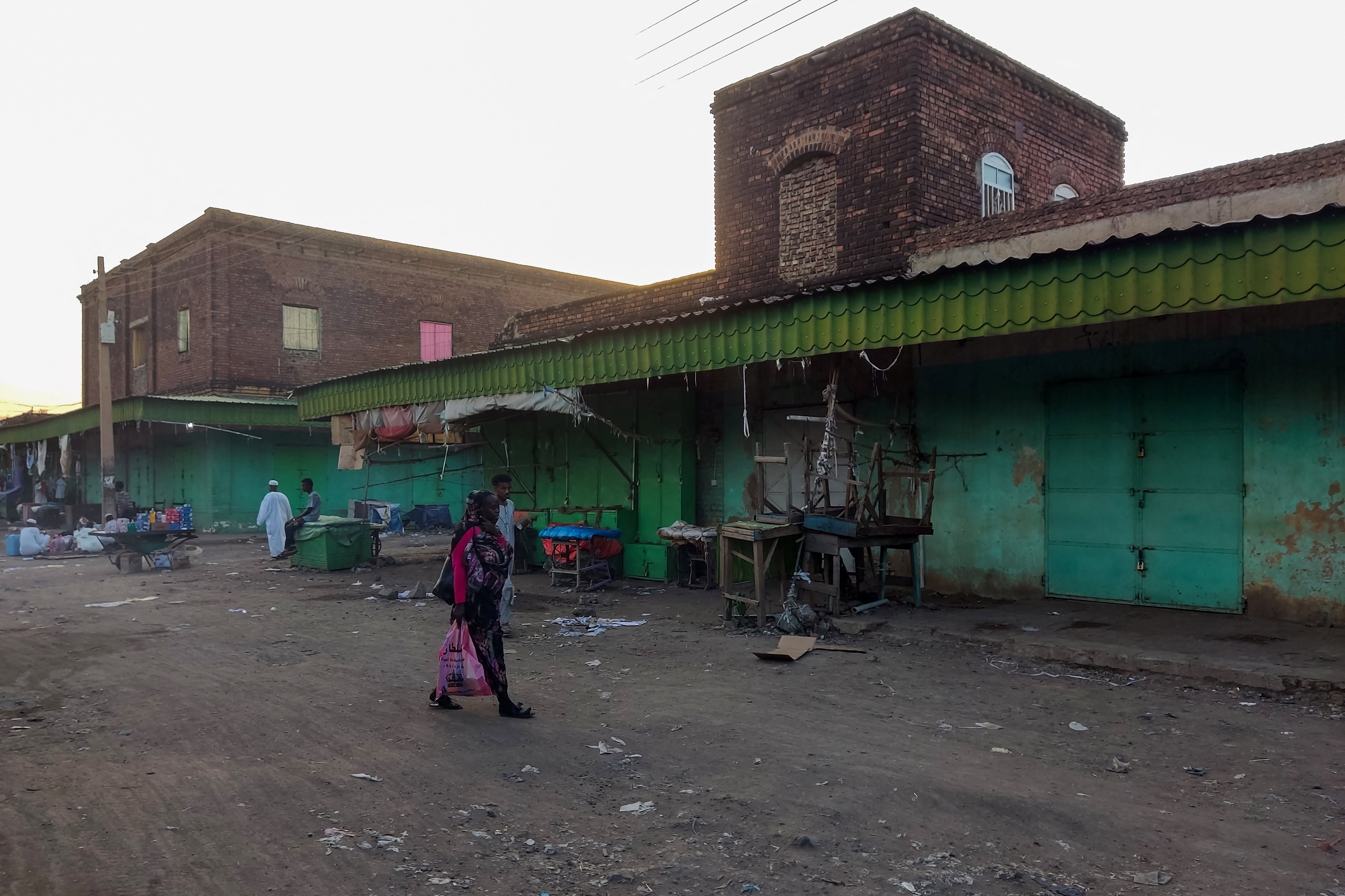 Quinze civils tués dans des bombardements à Khartoum