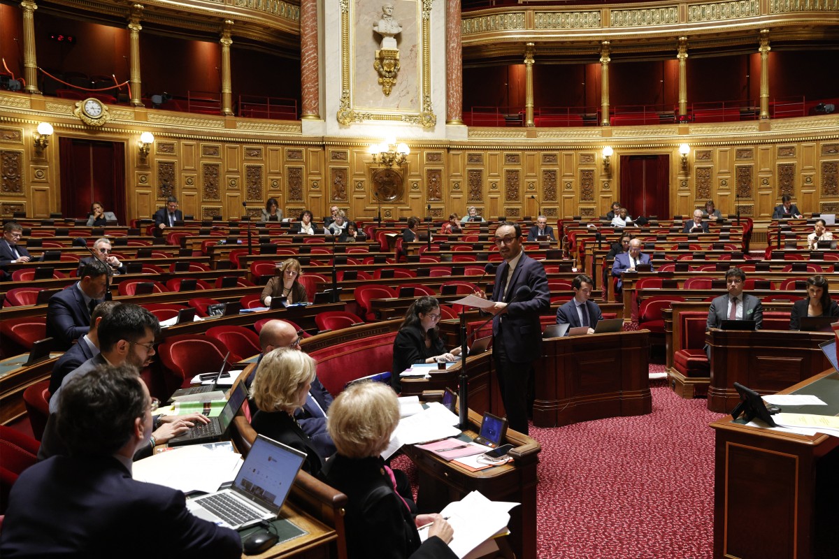 Loi immigration: Des LR tendent la main au gouvernement, le bout du tunnel?