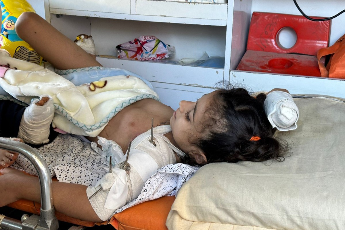 «Que des bombardements partout»: La fuite sans issue des déplacés de Gaza