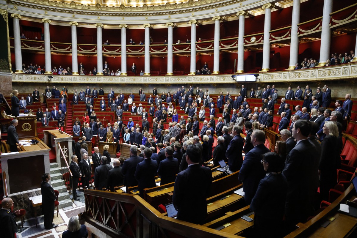 Loi immigration: La majorité rétablit l'AME tout en s'efforçant de ménager la droite