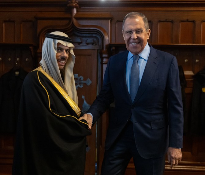 Le Comité ministériel du sommet islamo-arabe rencontre le ministre russe des AE