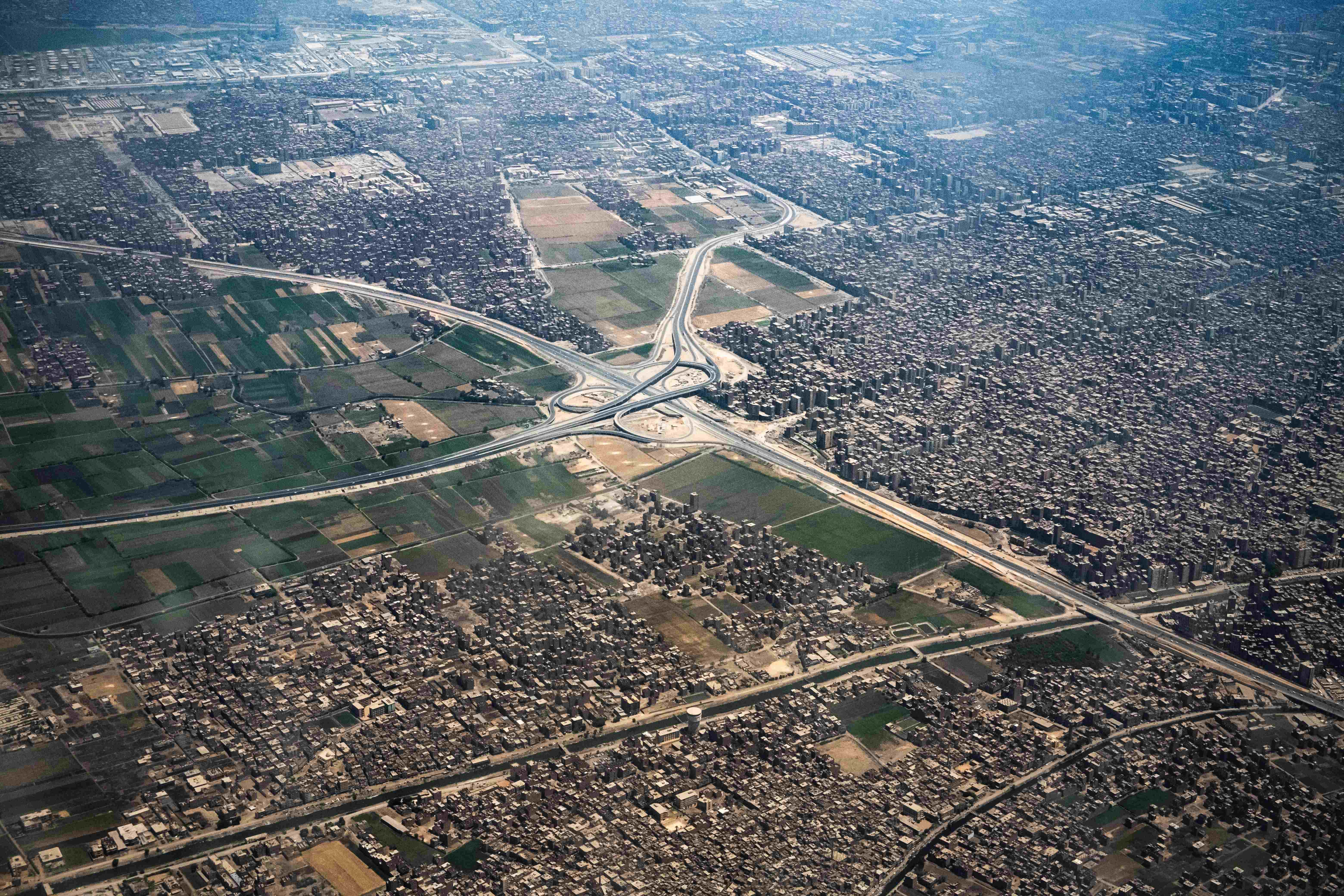 Thales, Colas Rail et Orascom remportent un contrat à plus d'un milliard d'euros en Egypte