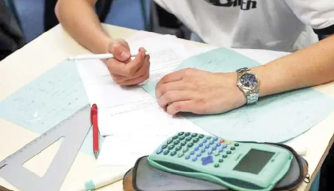 Examens et concours nationaux-Session 2024: Toutes les inscriptions se font en ligne