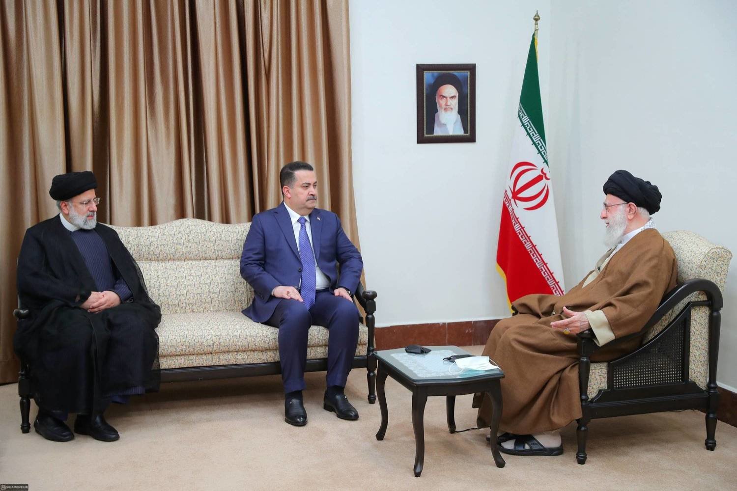 Khamenei affirme que l’Irak peut jouer un «rôle spécial» en faisant pression sur les États-Unis et Israël